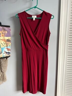Ann Taylor Loft, 6P, dark red dress, good condition, no belt